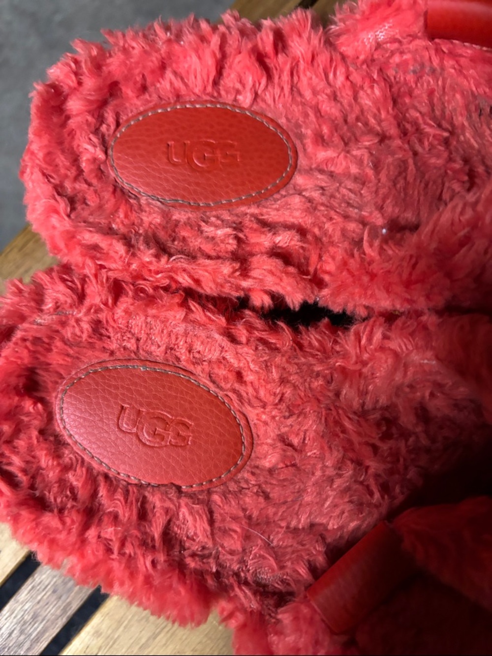 UGG Sugar Clogs Slip-On Slippers - Picture 3 of 6